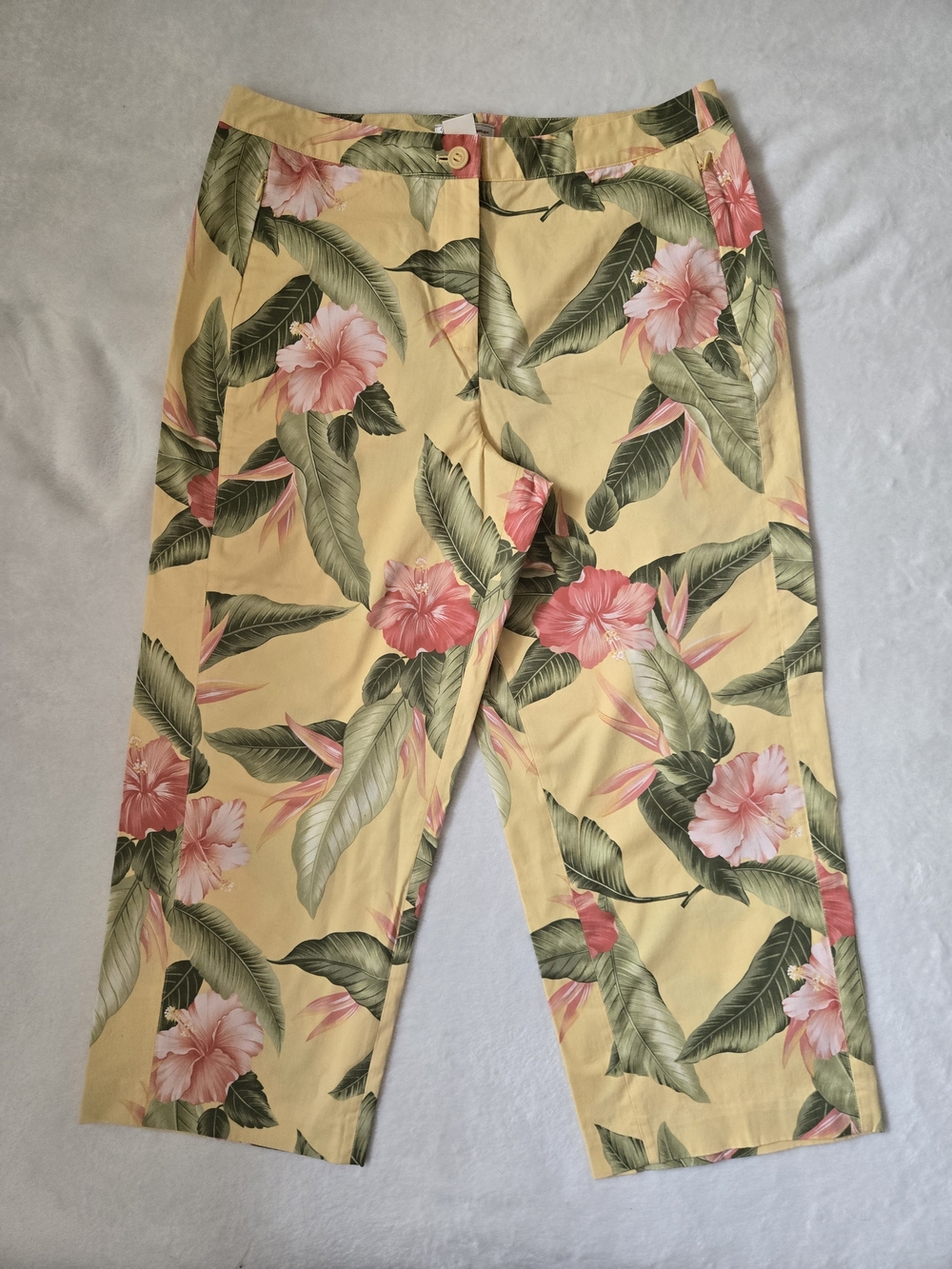 Tommy Bahama Yellow Label with Green Trim